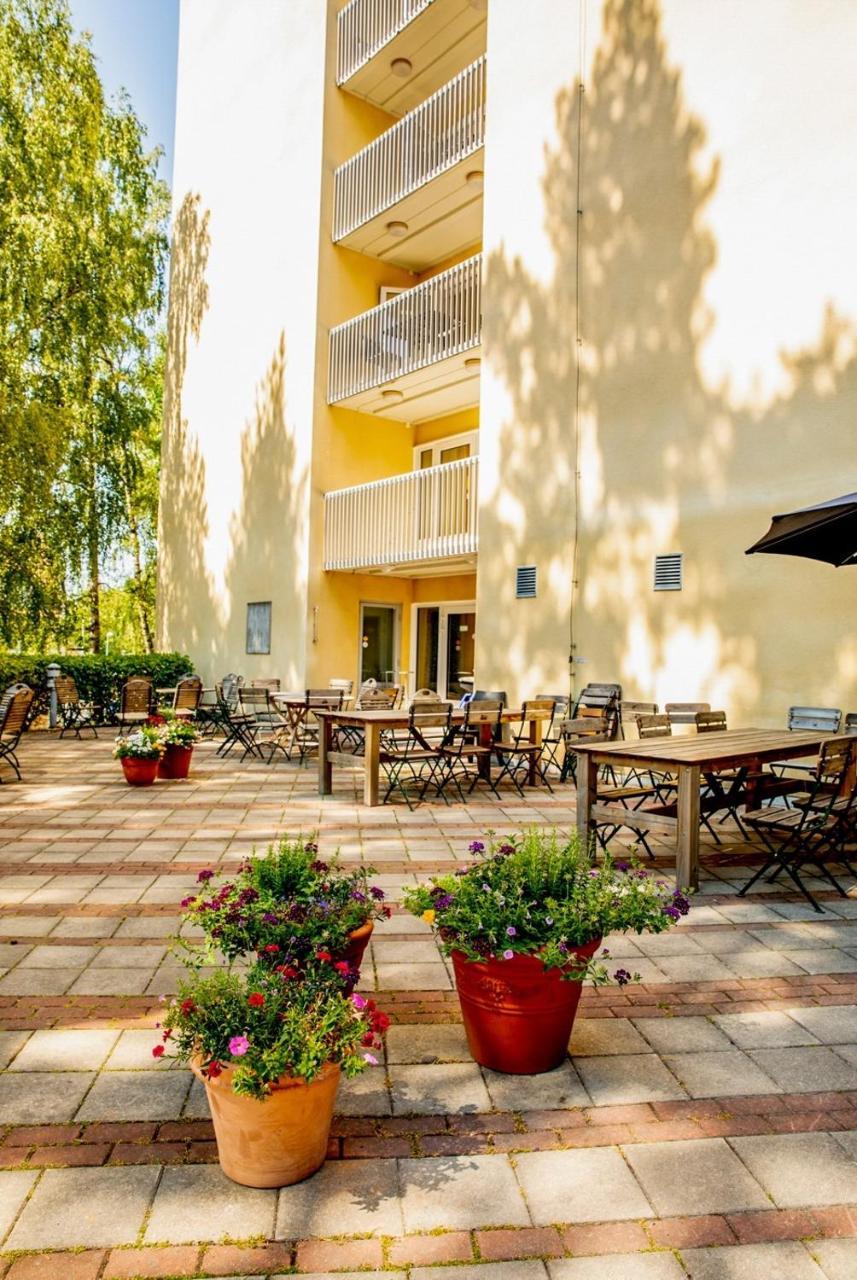 Hotell Moerby - Danderyd Hospital Экстерьер фото
